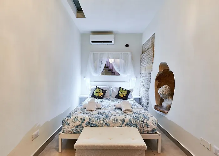 Casa Capocci 68