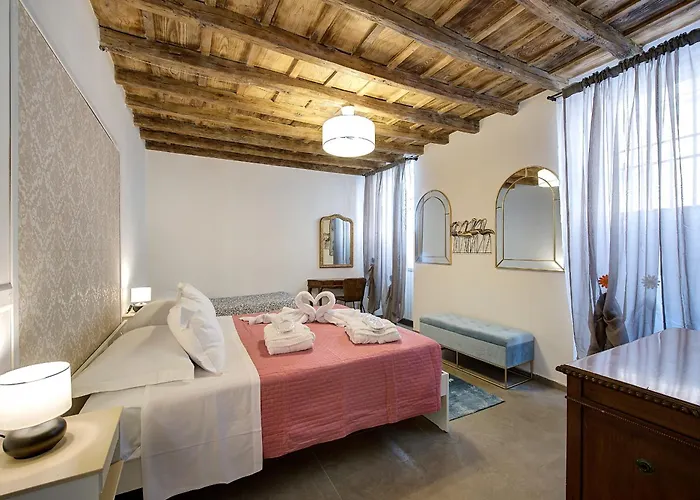 Casa Capocci 68 Apartment *
