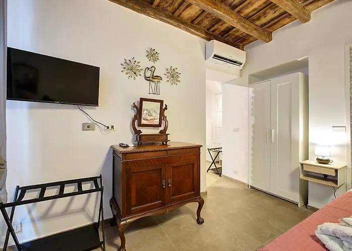 Casa Capocci 68 *