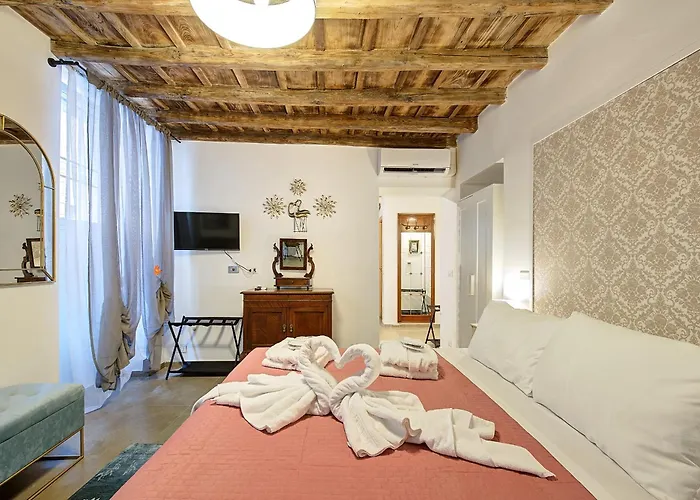 Casa Capocci 68 *